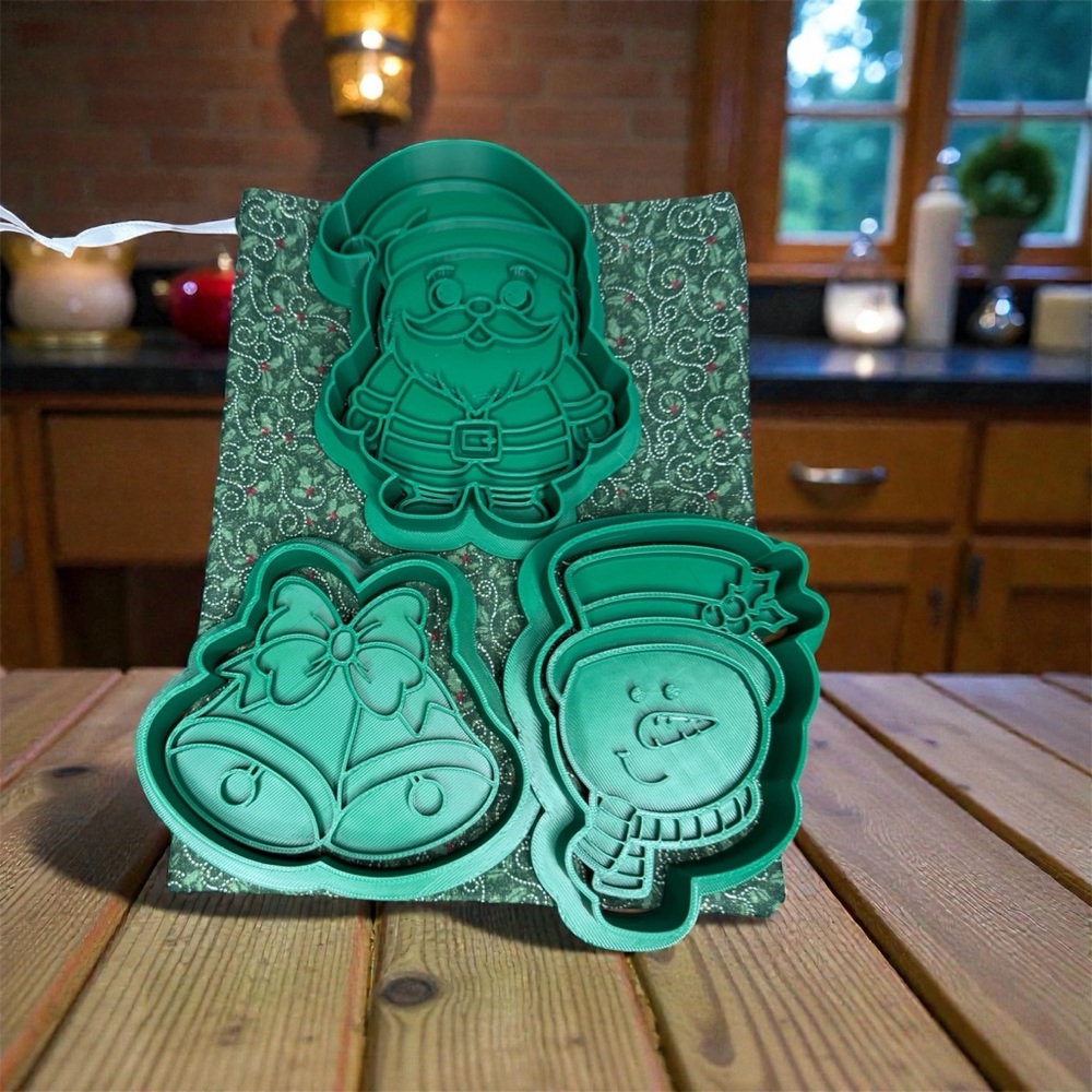 Green Holiday Cookie Cutter Set